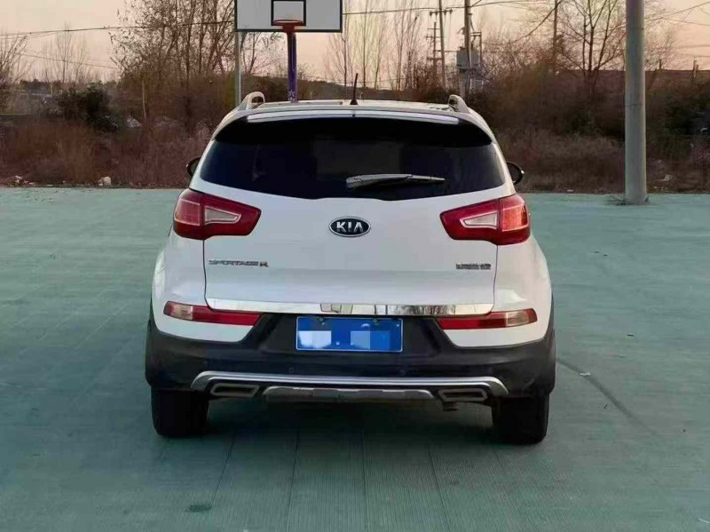 青島14年起亞智跑6