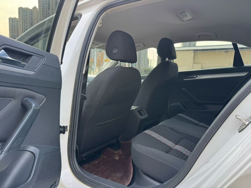 平顶山19年大众凌渡4