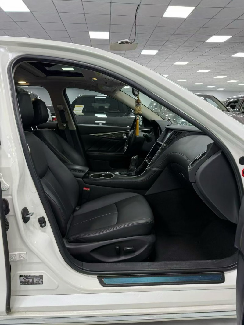 廊坊20年英菲尼迪Q507