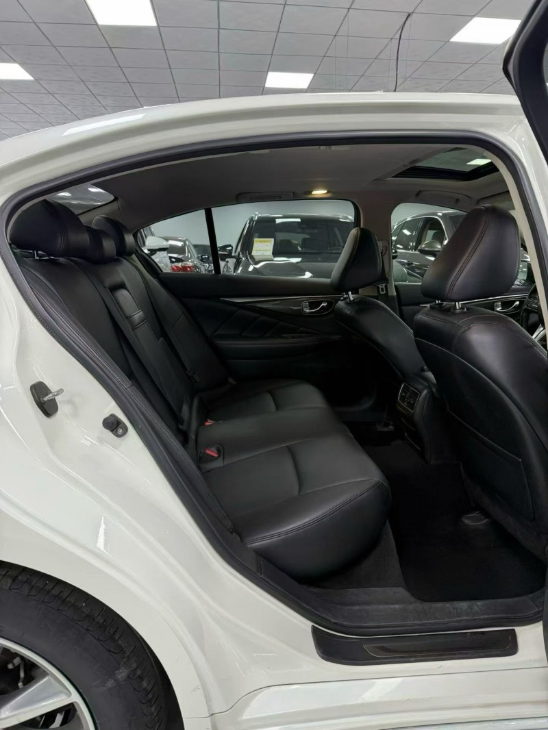 廊坊20年英菲尼迪Q509