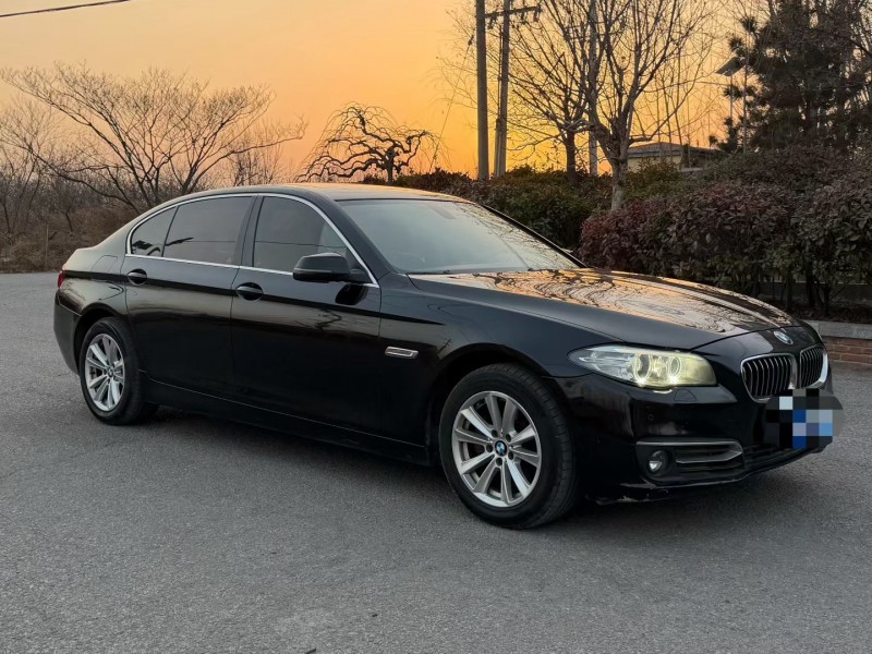 青岛17年宝马5系3