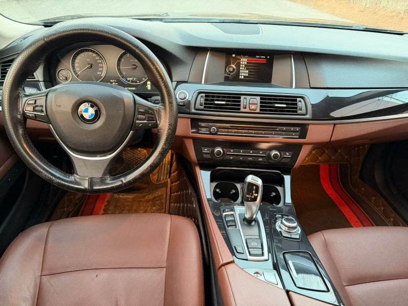 青岛17年宝马5系4