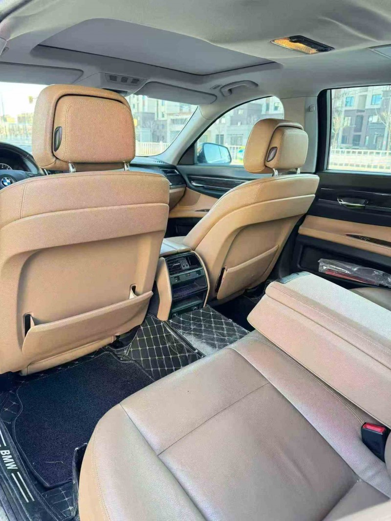 张家口12年宝马7系5