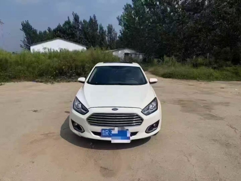 菏泽17年福特福睿斯1