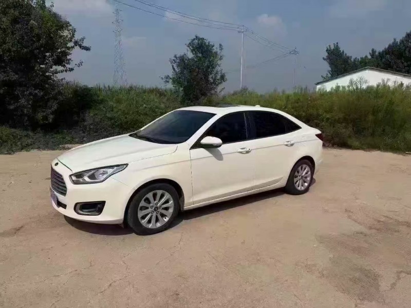 菏泽17年福特福睿斯2