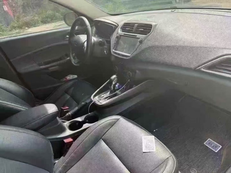 菏泽17年福特福睿斯6