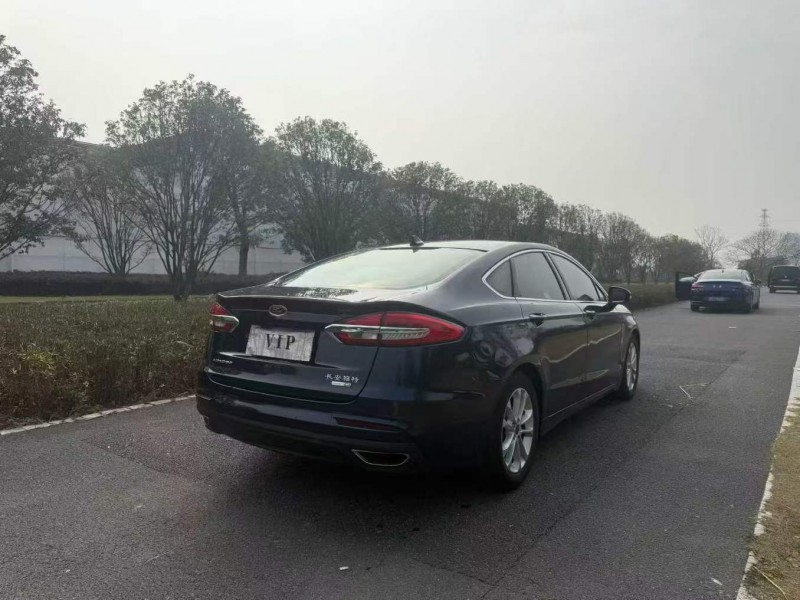 桂林18年福特蒙迪欧7