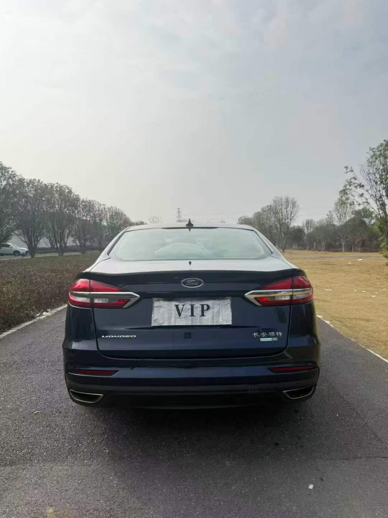 桂林18年福特蒙迪欧9