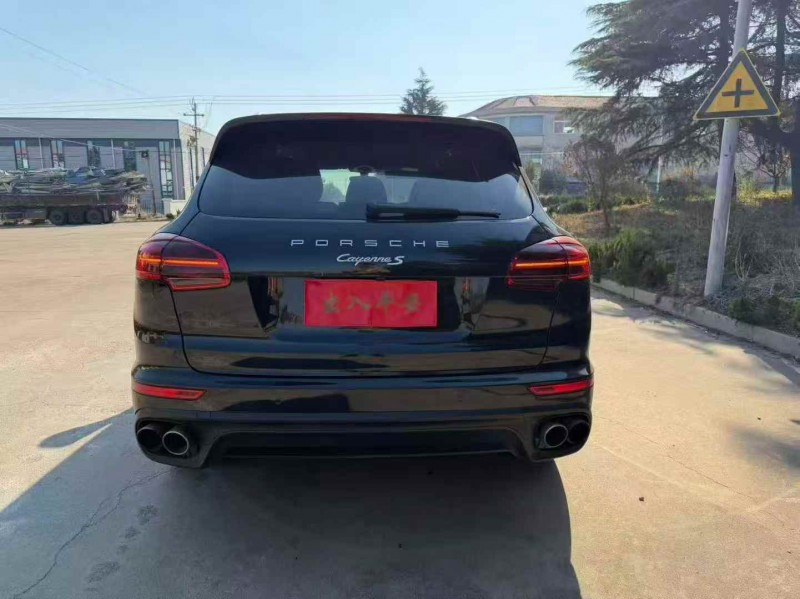 濰坊16年保時捷卡宴9