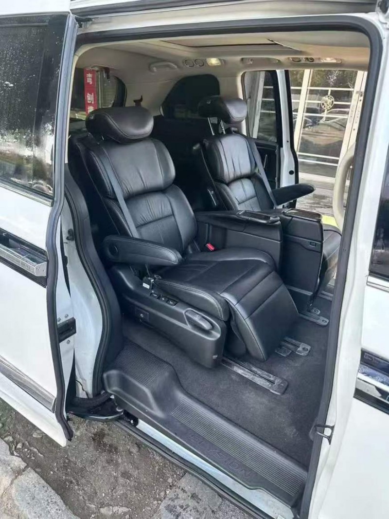 桂林17年本田艾力绅6