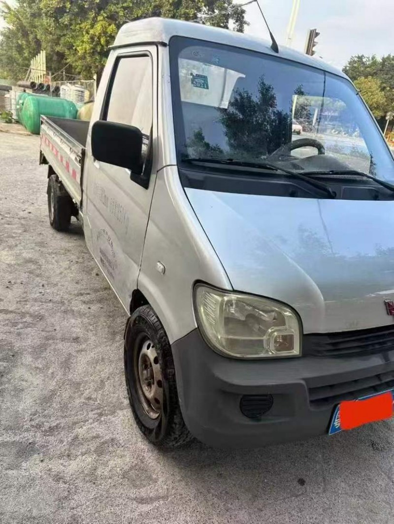 桂林17年五菱汽车荣光3