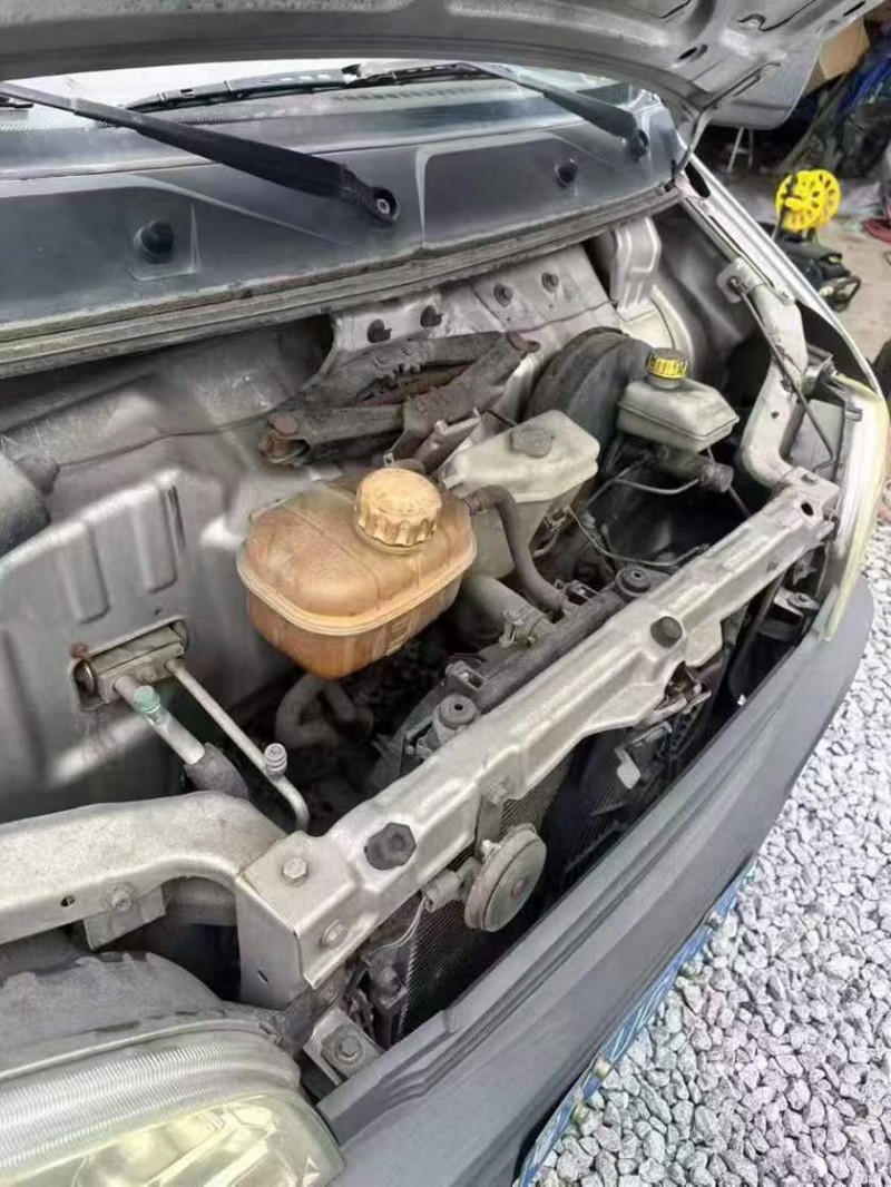 桂林17年五菱汽车荣光5