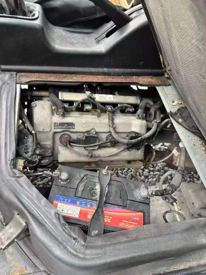 桂林17年五菱汽车荣光6