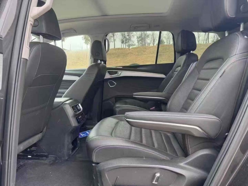 济宁23年大众揽境5