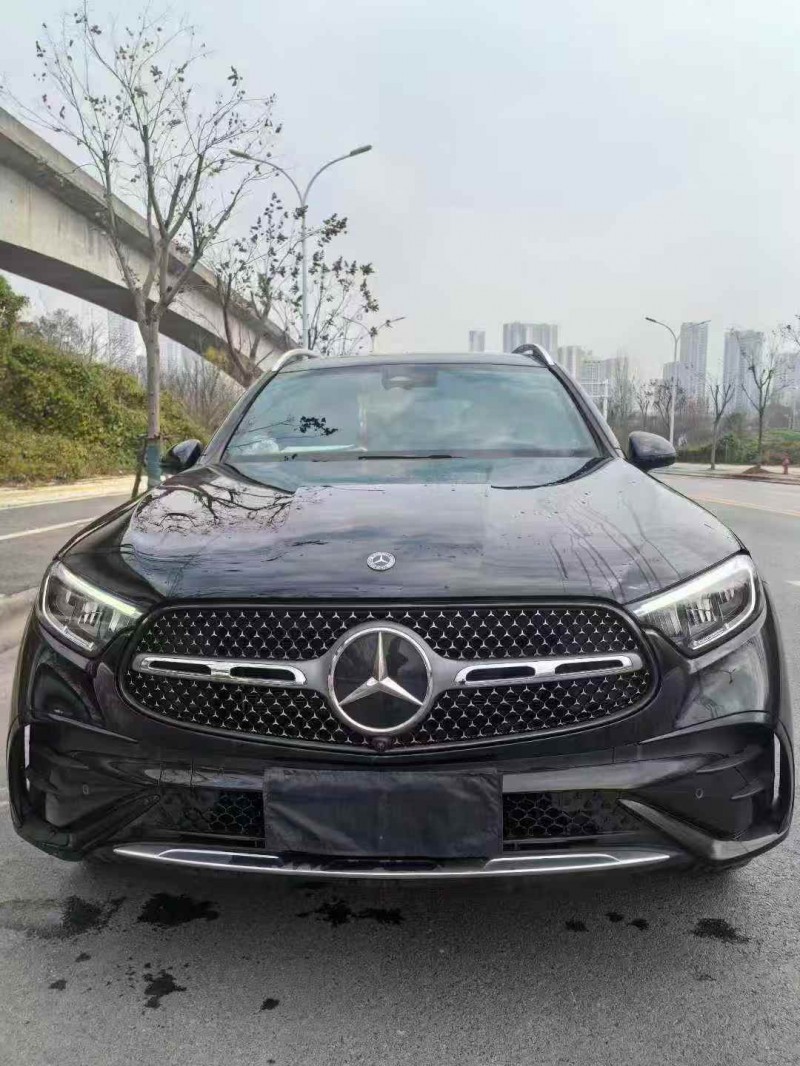 荆州23年奔驰GLC1