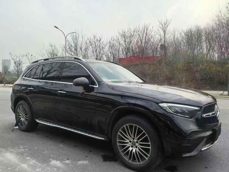 荆州23年奔驰GLC3