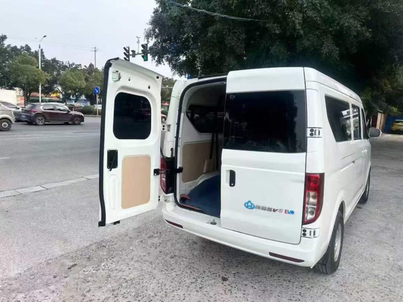 桂林25年长安汽车跨越星7