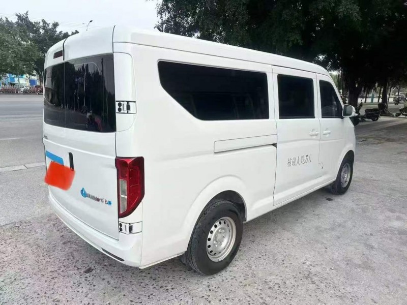 桂林25年长安汽车跨越星8