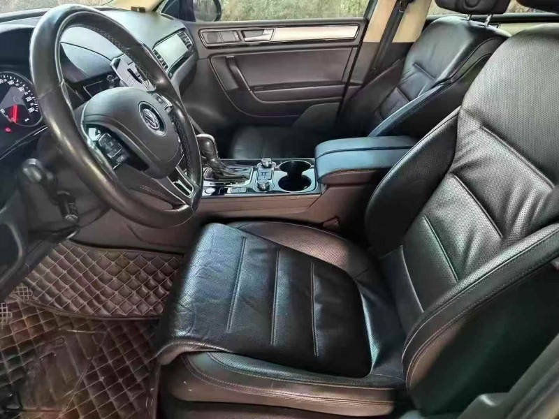 湖州17年大众途锐5