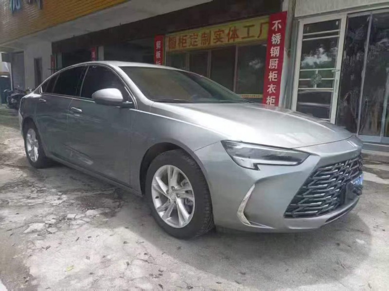 桂林24年别克君威2