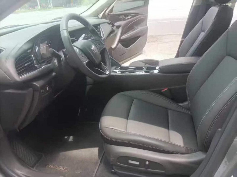 桂林24年别克君威3