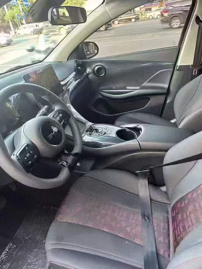 桂林24年比亚迪E24