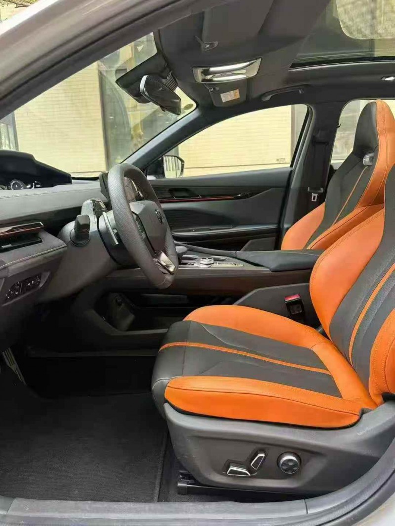 珠海25年长安汽车UNI4