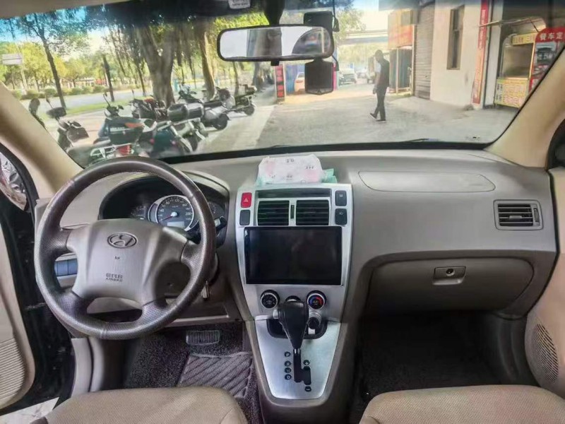 桂林10年现代途胜5