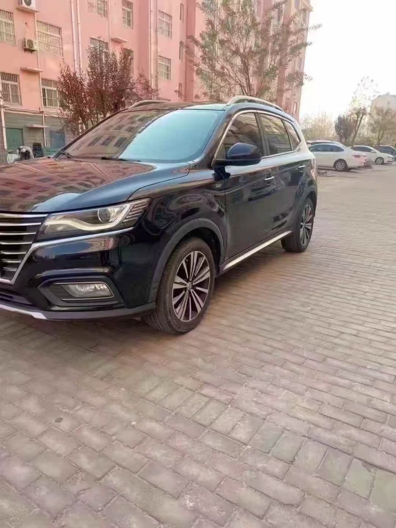 济宁21年荣威RX52