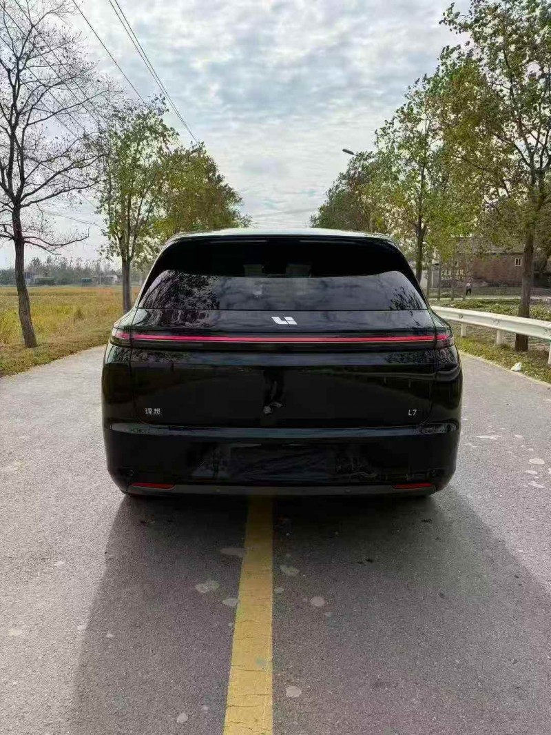 东营23年理想L79