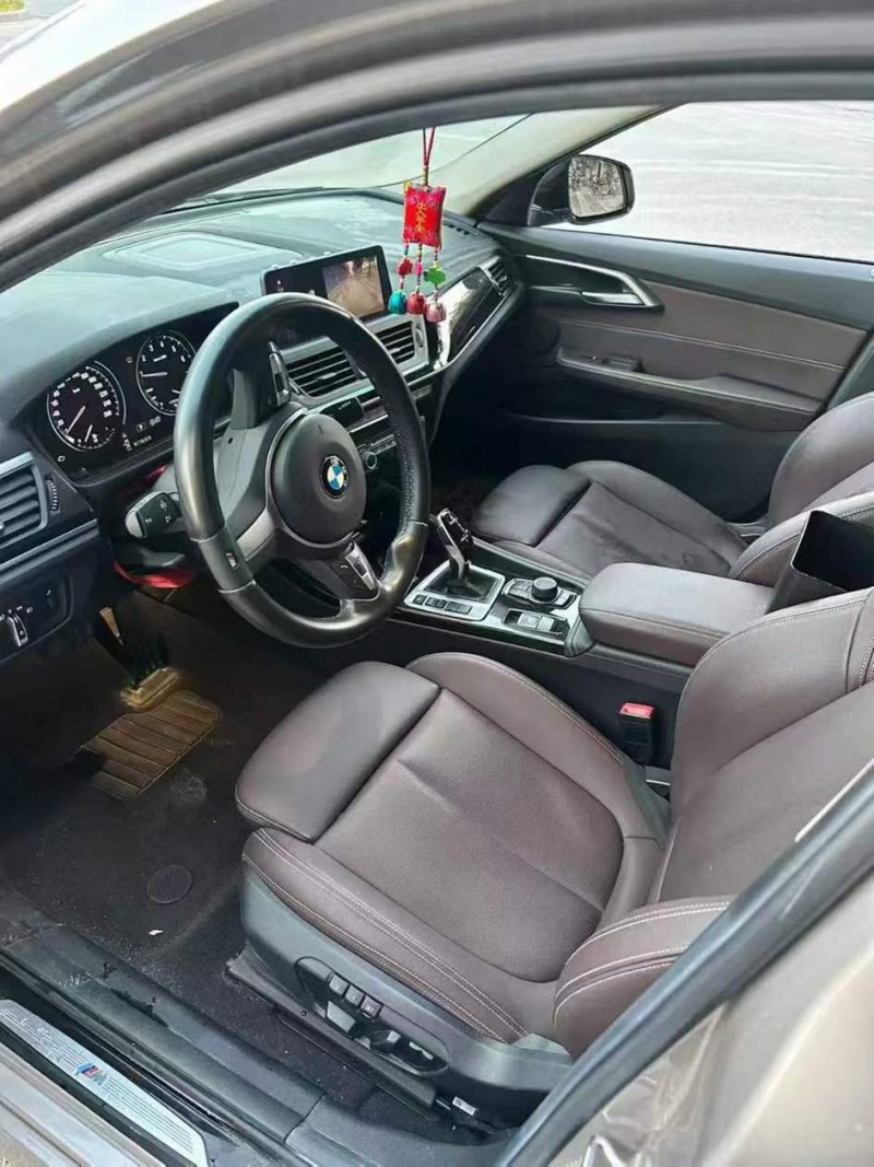 桂林20年宝马1系4
