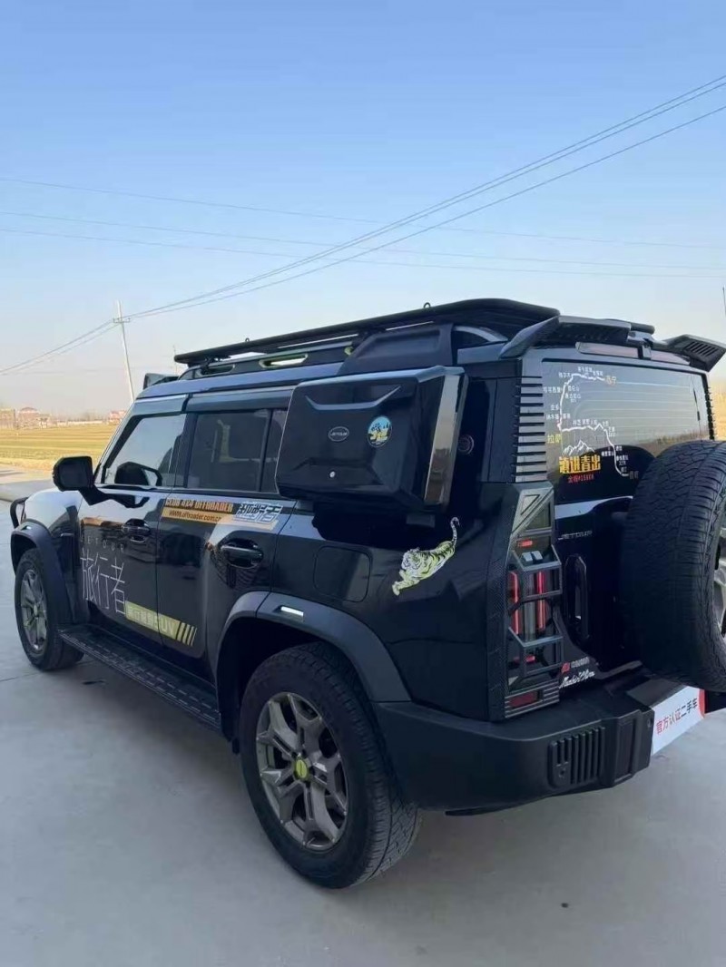 济宁23年奇瑞捷途7