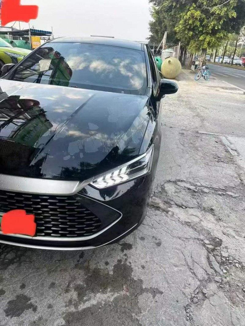 桂林23年比亚迪秦3