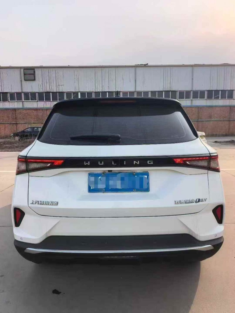 济宁23年五菱汽车星辰9