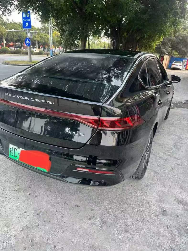 桂林23年比亚迪秦7