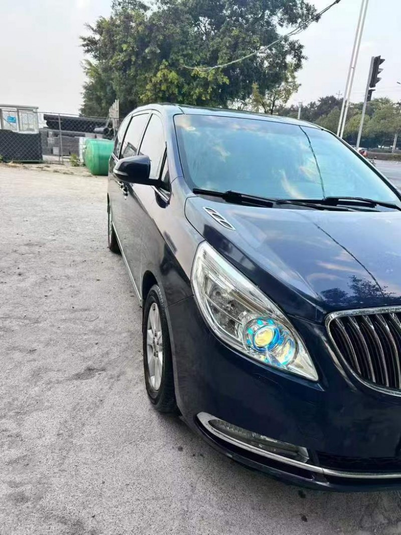 桂林14年别克GL82