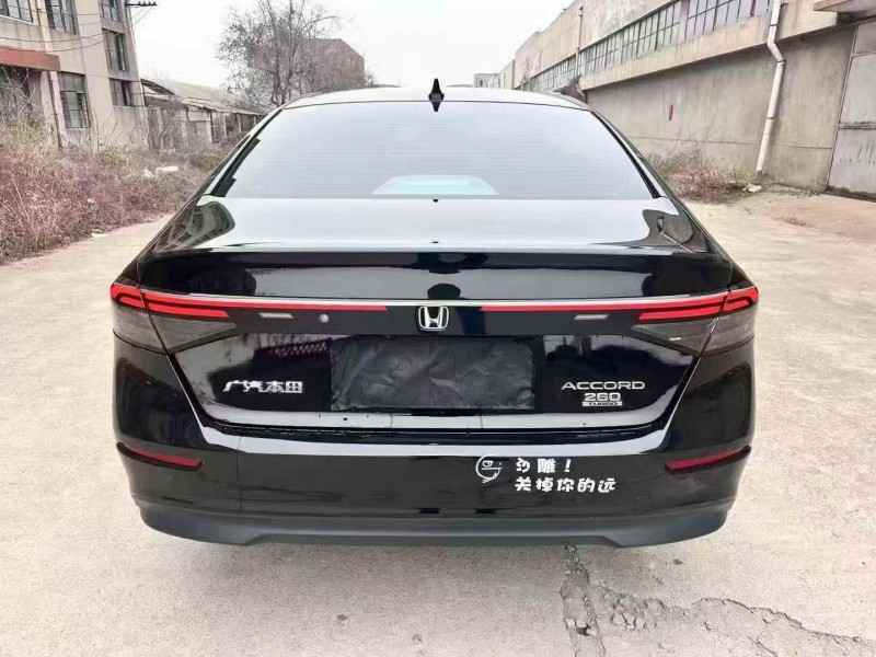 青岛24年本田雅阁9