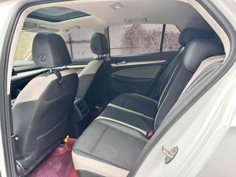 济宁22年大众高尔夫5