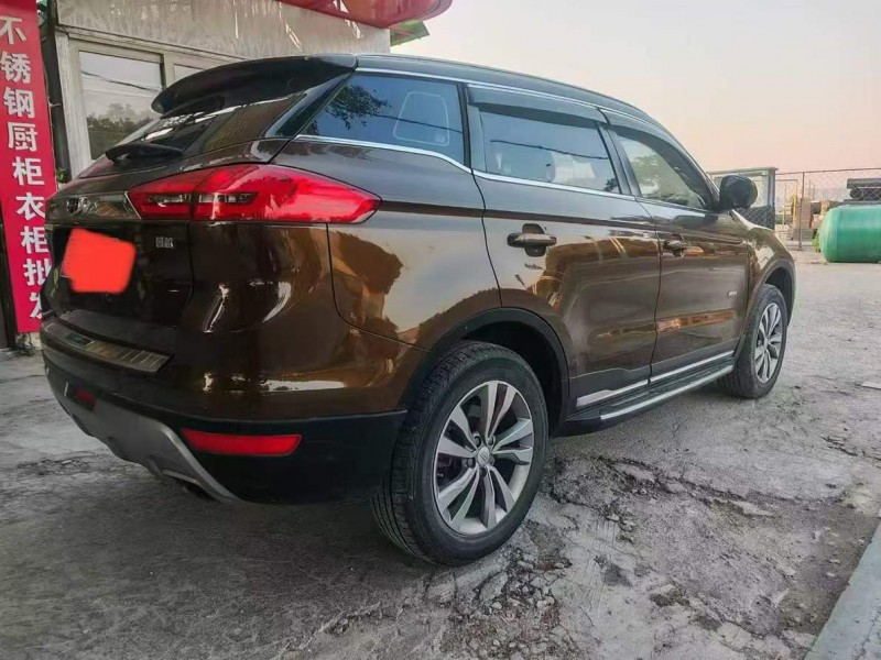 桂林18年吉利博越8