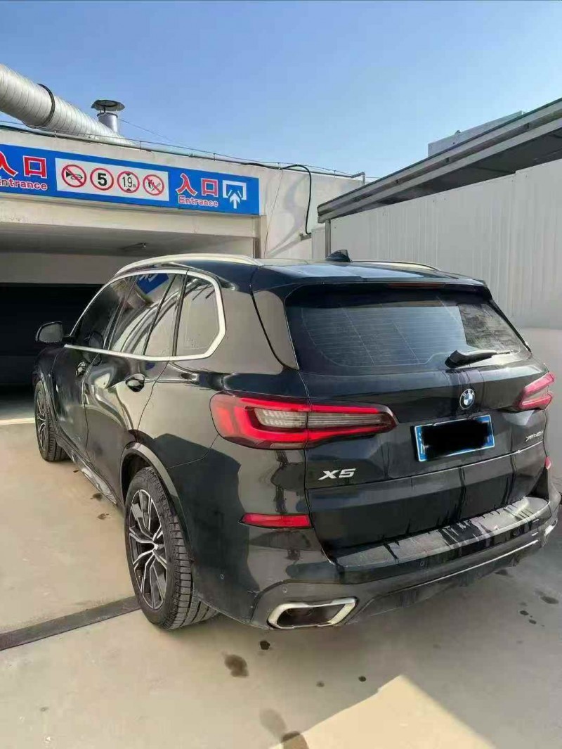 淮安21年宝马X59
