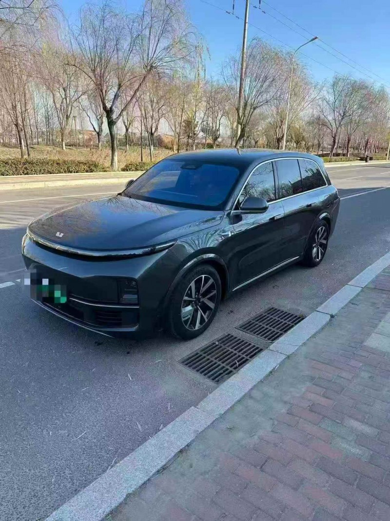 济宁23年理想L82