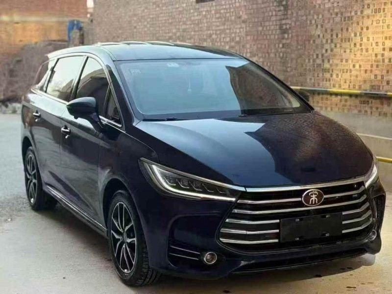 潍坊18年比亚迪宋3