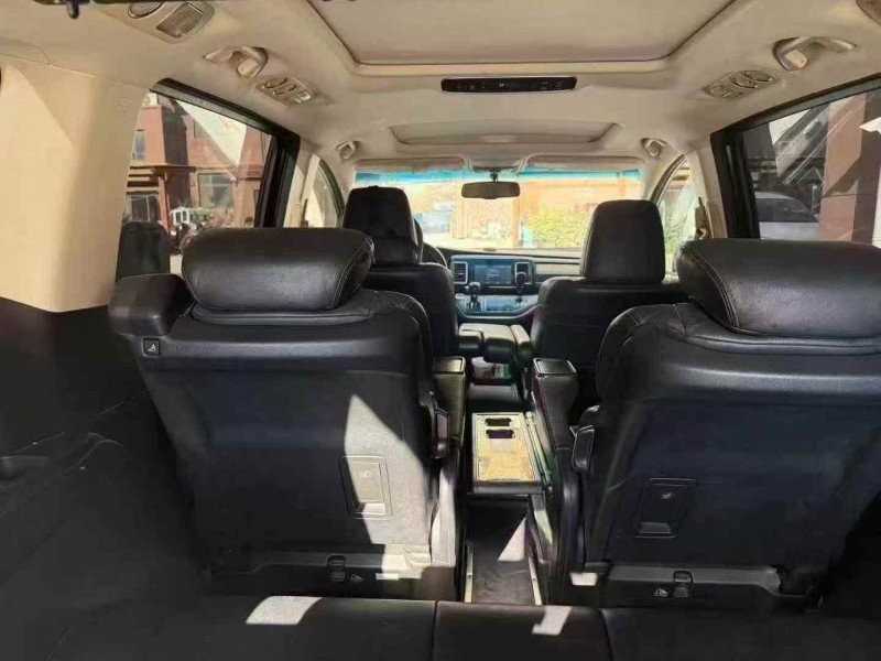 潍坊18年本田艾力绅4