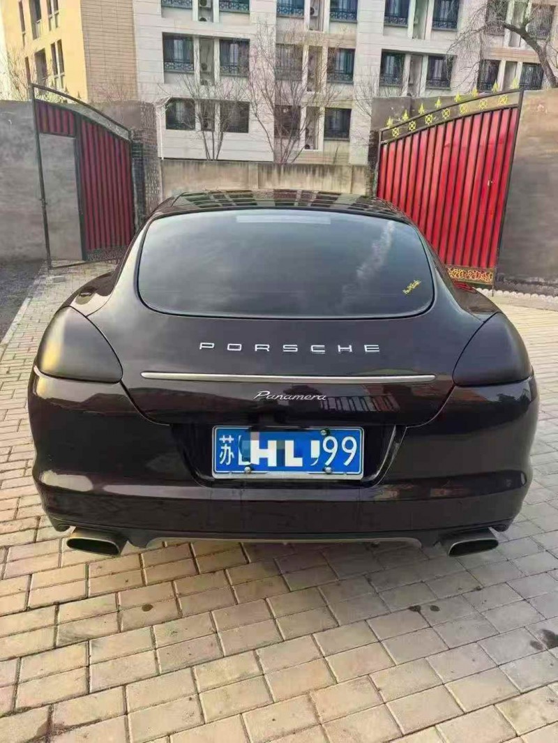 秦皇岛13年保时捷帕拉梅拉9