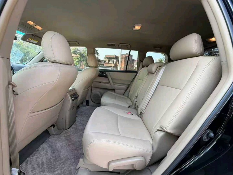 茂名13年丰田汉兰达4