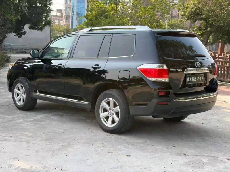 茂名13年丰田汉兰达9