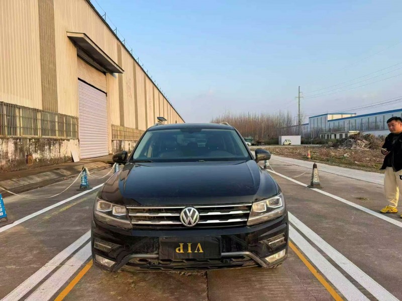 菏泽20年大众途观1