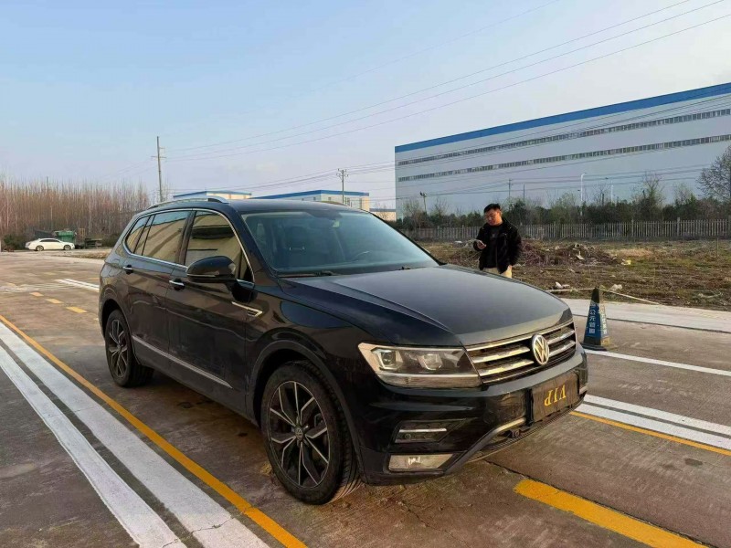 菏泽20年大众途观3