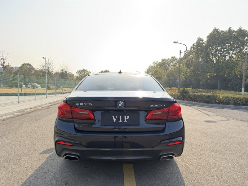 苏州20年宝马5系7