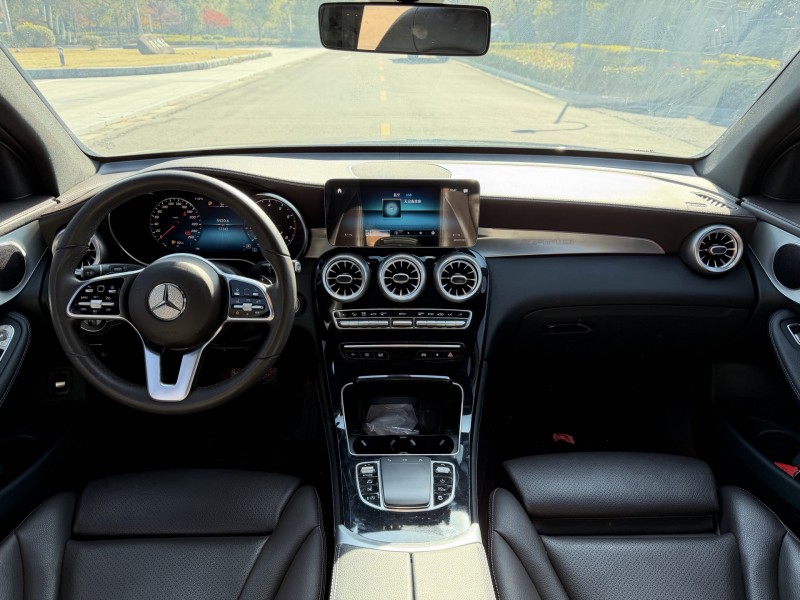 淮安21年奔驰GLC4